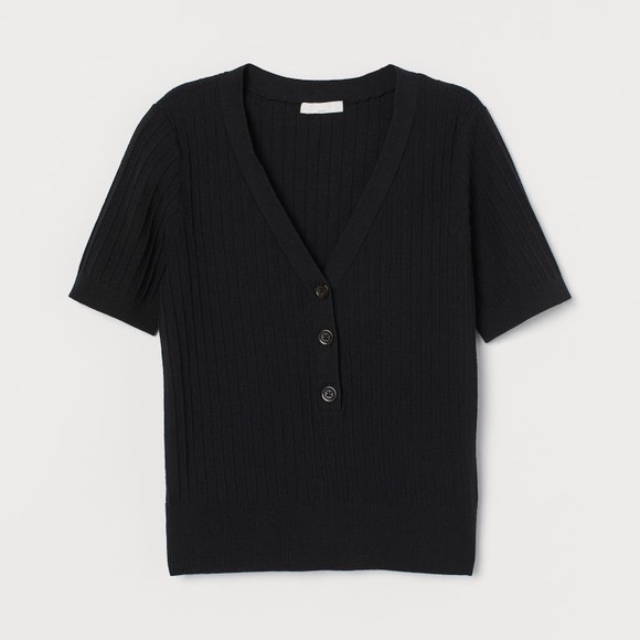NWT Short Sleeve Black Sweater - Picture 1 of 6